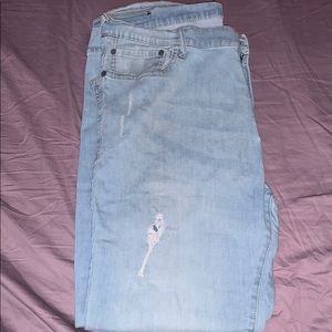 selling a size 40 blue jeans
